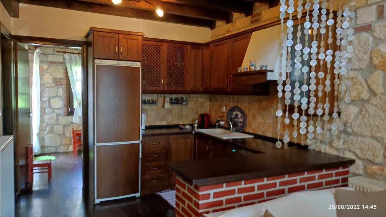 Holiday home Artemis Stone House Psakoudia