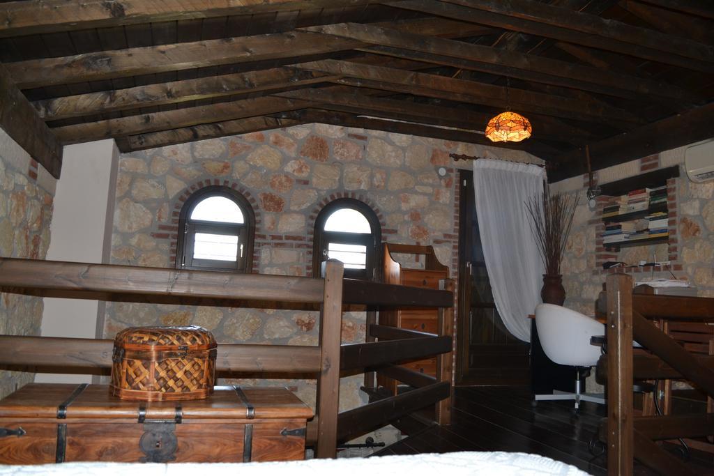 Artemis Stone House Psakoudia