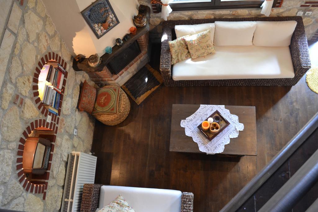 Artemis Stone House Psakoudia