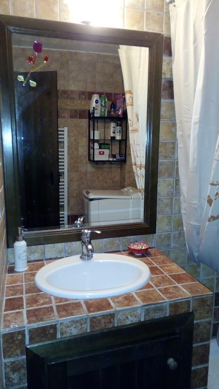Artemis Stone House Holiday home